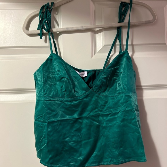 WE WORE WHAT TANK - Picture 1 of 3